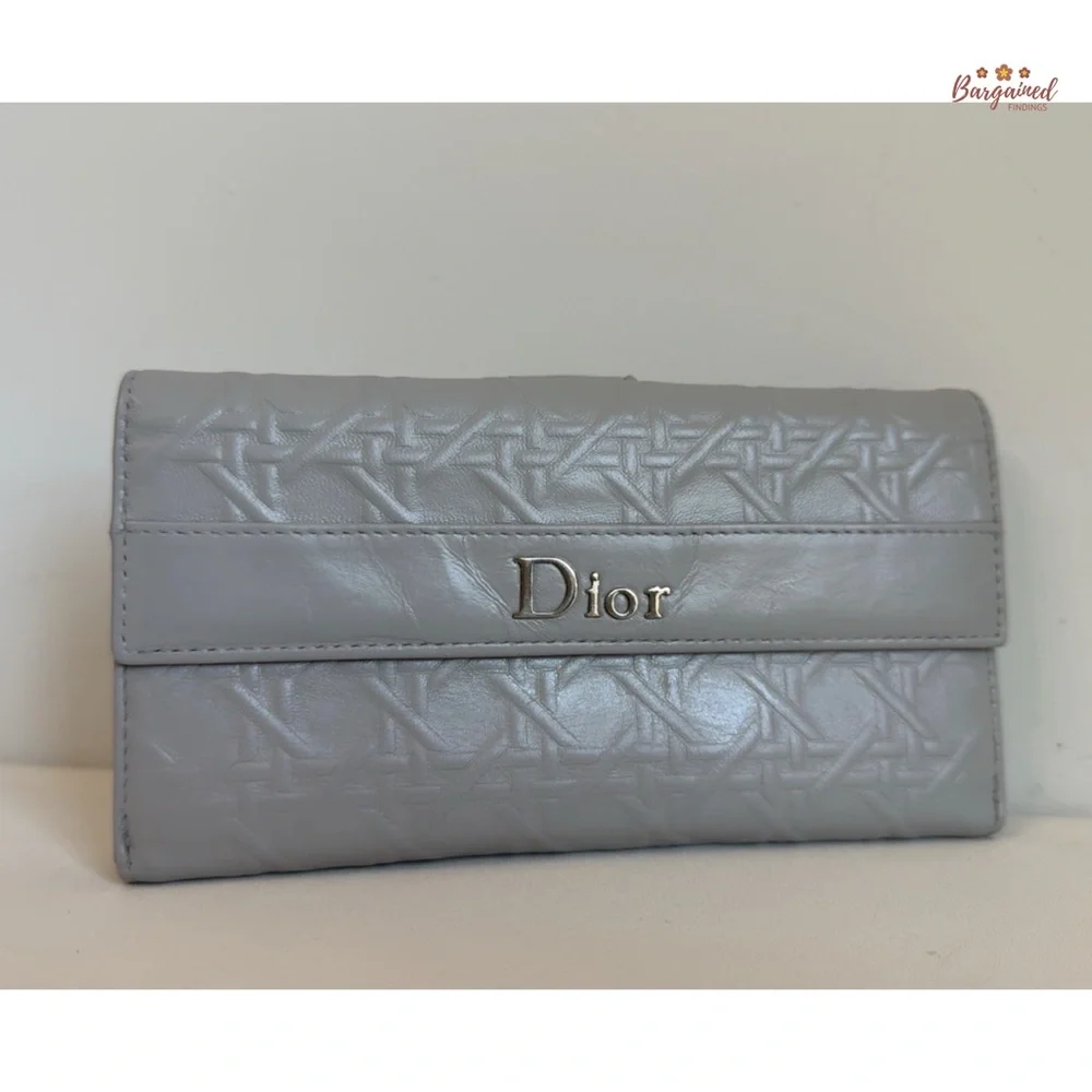 Dior authentic gray